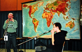 18_duet01_small.jpg (29122 bytes)